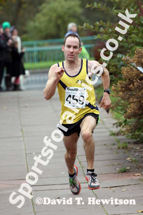 Andy Burn (Jarrow) 3rd in the Brampton to Carlisle 10 mile Road Race. Photo: David T. Hewitson/Sports for All Pics